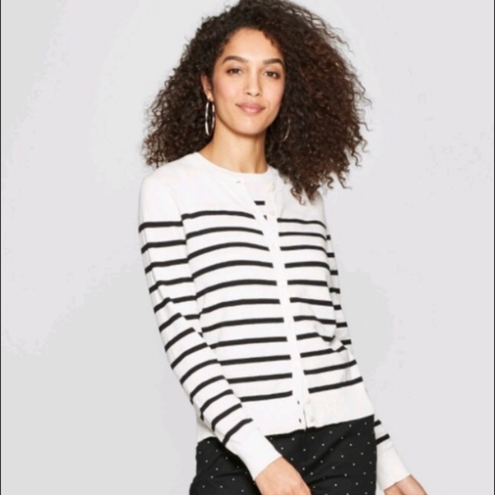 Cute, cozy striped cardigan!